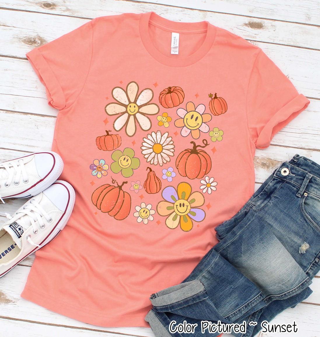 Retro Pumpkins & Daisys Scatter Fall Tee