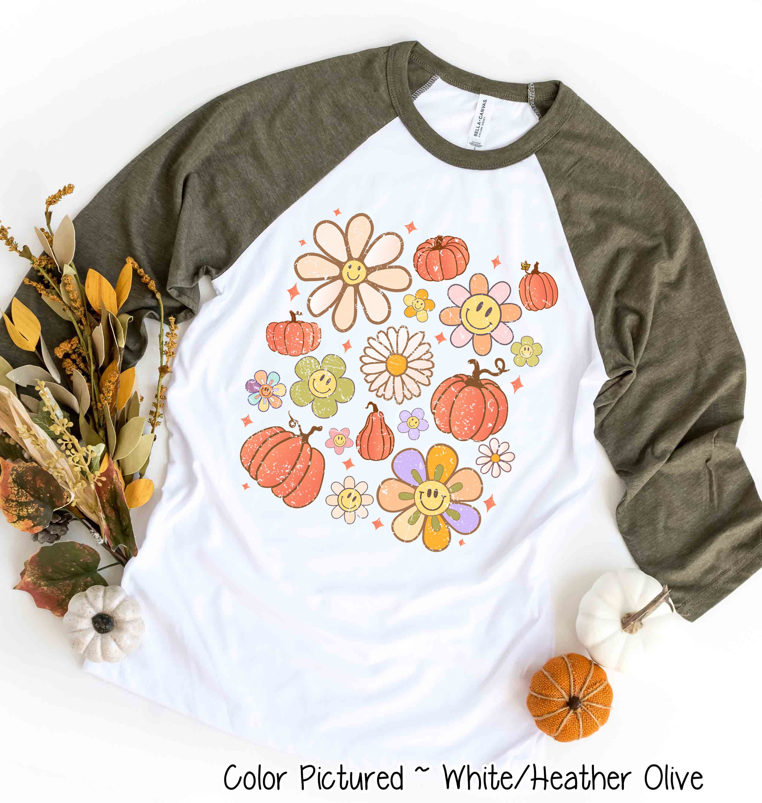 Retro Pumpkins & Daisys Scatter Fall Raglan Tee