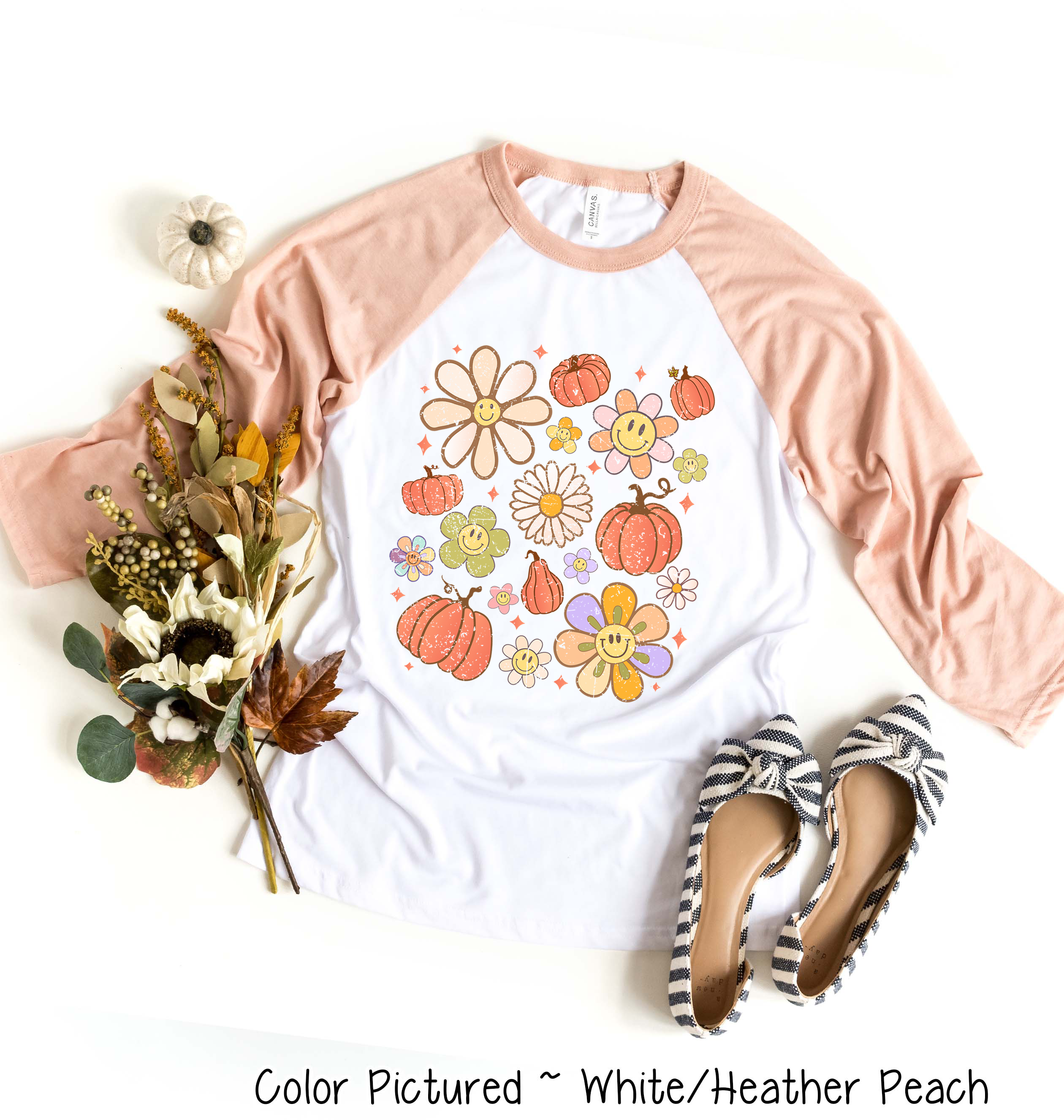 Retro Pumpkins & Daisys Scatter Fall Raglan Tee